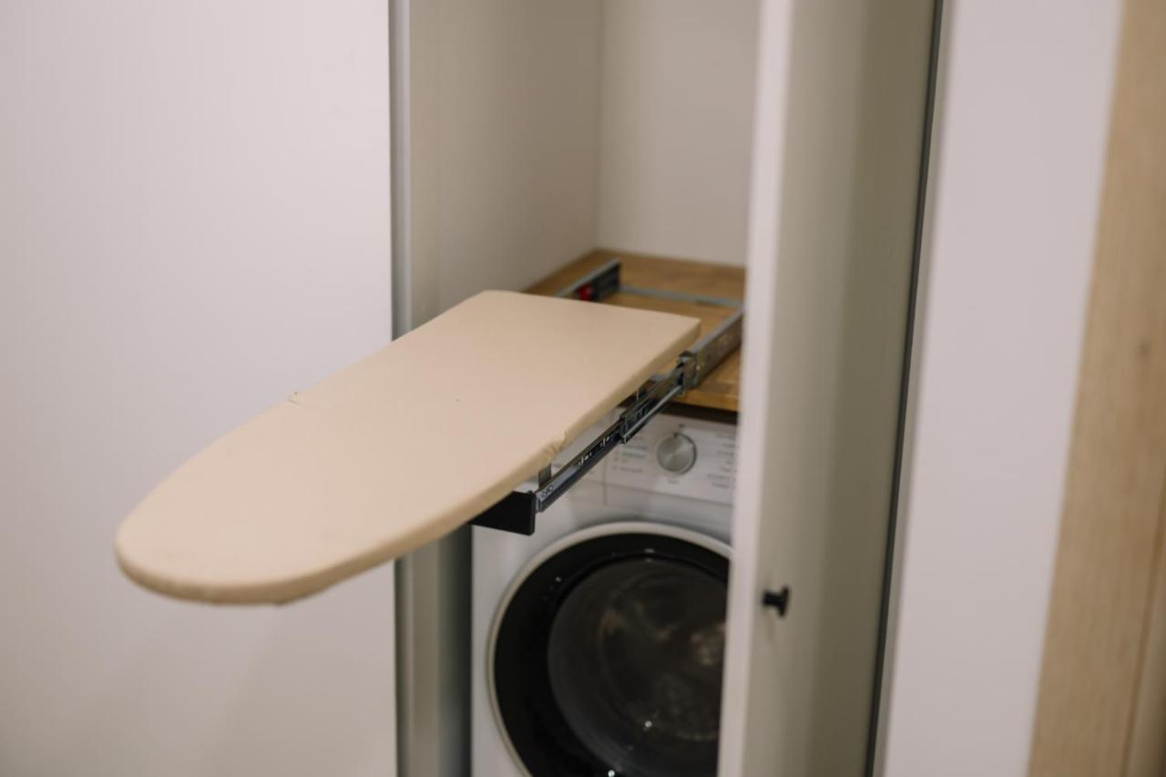 Apartments Hana City Center 利夫诺 外观 照片